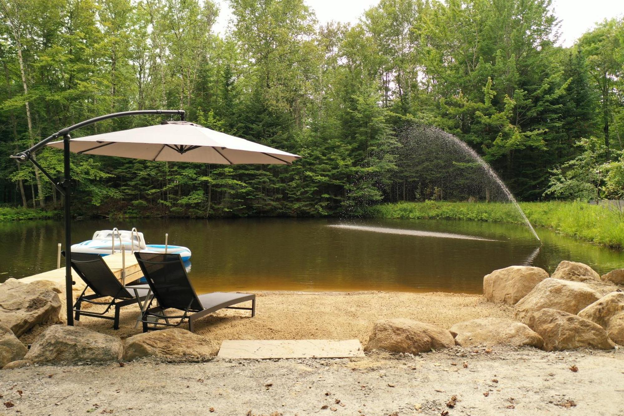 Kallm-Mont-Tremblant Chalet With Hot Tub, Pond & Beach On Private 7Acre Estate Lac Superieur Exterior photo